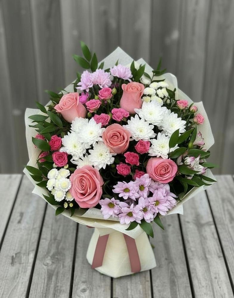 Букет цветов из: Альстромерии, Гвоздики, Розы и Хризантемы в Кашино