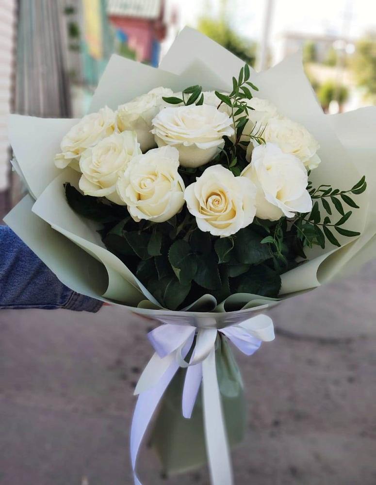 Букет Белые розы Проуд в Кашино