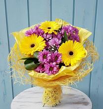 Букет цветов из:  Хризантемы и Герберы в Кашино