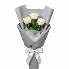 Букет 3 белые розы в Кашино