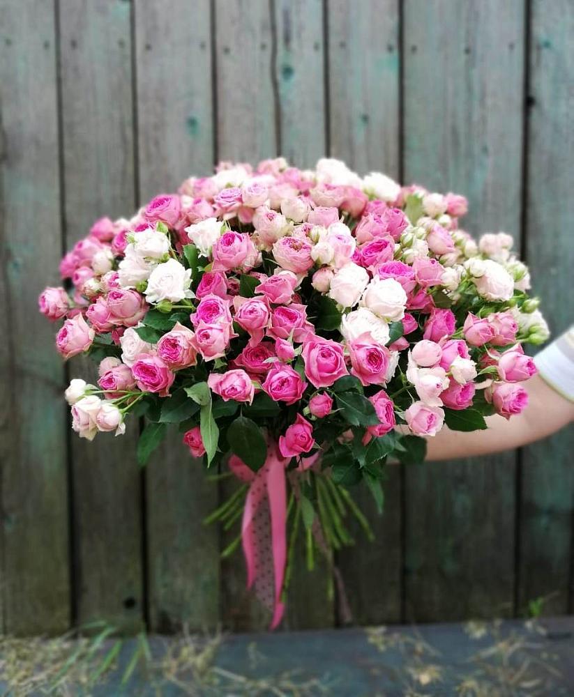 Букет Розовые кустовые розы Натали и Лав Лидия в Кашино