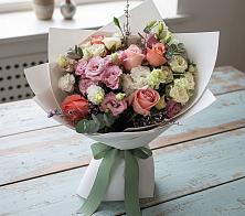 Букет цветов из:  Розы, Лизиантусы и Гвоздики #REPLACE_PRED# Кашино